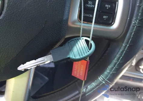 2013 Dodge Challenger R/T from USA, damaged, VIN 2C3CDYBT9DH515902